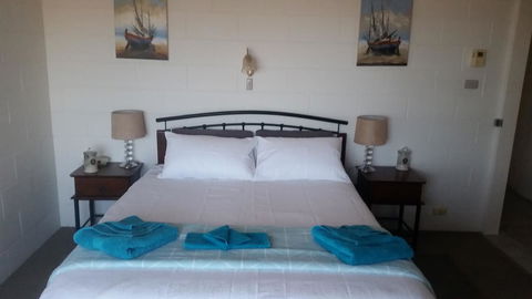 Wallaroo Sunset Home - Sydney 4u 24