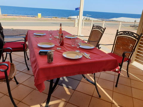 Wallaroo Sunset Home - Sydney 4u 5