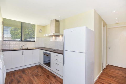 The Dolphins Beachfront Apartments - Sydney 4u 16