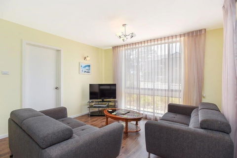 The Dolphins Beachfront Apartments - Sydney 4u 17
