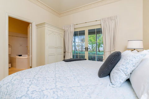 Barossa Vineyard Cottages - Sydney 4u 14