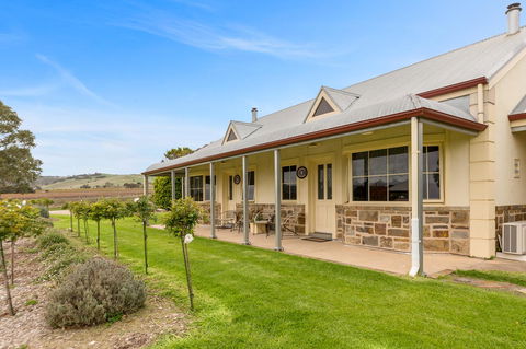 Barossa Vineyard Cottages - Sydney 4u 20