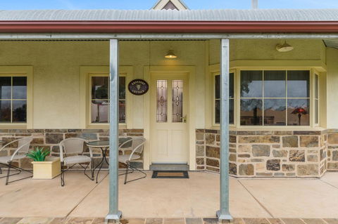 Barossa Vineyard Cottages - Sydney 4u 28