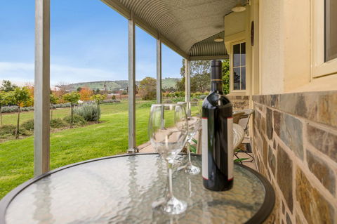 Barossa Vineyard Cottages - Sydney 4u 23