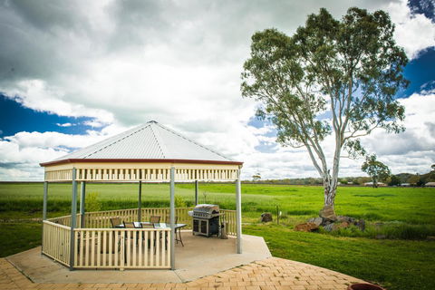 Barossa Vineyard Cottages - Sydney 4u 42