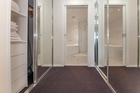 Pacific Blue 278-265 Sandy Pt Rd- Dual Key Access, Wifi, Linen And Air Conditioning - Sydney 4u 13