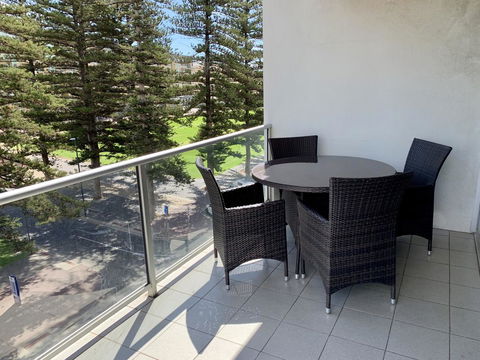 Ensenada Motor Inn And Suites - Accommodation Sydney 43
