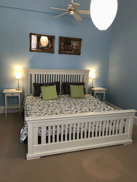 Kit Kat Cottage - Heritage Accommodation Burra - Sydney 4u 19
