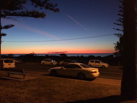 Adelaide - Semaphore Beach Front - Sydney 4u 29