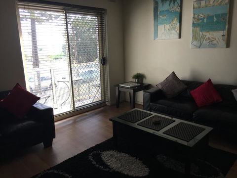 Adelaide - Semaphore Beach Front - Sydney 4u 1