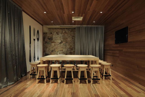Mansfield Park Hotel - Sydney 4u 10