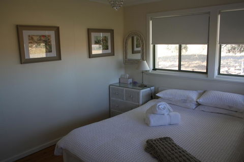 Rabbiters Hut - Sydney 4u 4