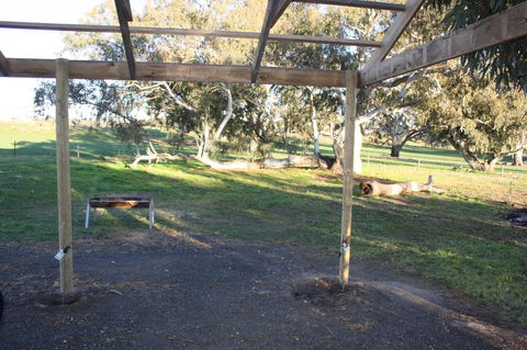 Rabbiters Hut - Sydney 4u 13