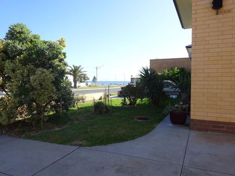 Selene Holiday Apartment @West Beach - Sydney 4u 30