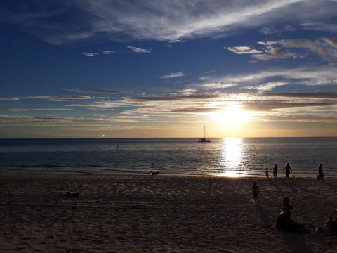 Selene Holiday Apartment @West Beach - Sydney 4u 7