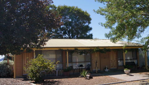 Milang Lakes Motel - Sydney 4u 8