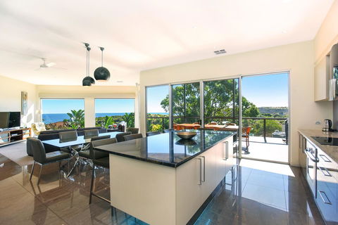 Lavina Luxury Beach House - Sydney 4u 8