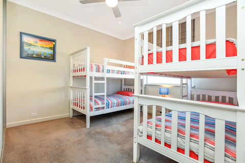 Lavina Luxury Beach House - Sydney 4u 18