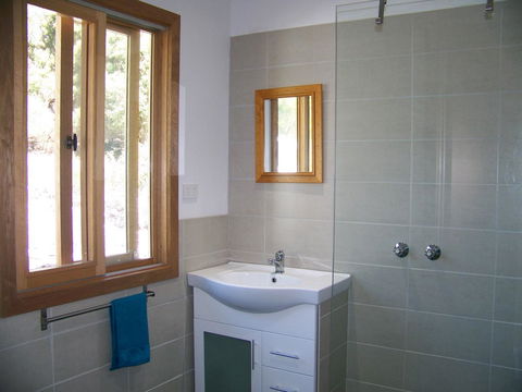 Mallee Bark Retreat - Sydney 4u 8