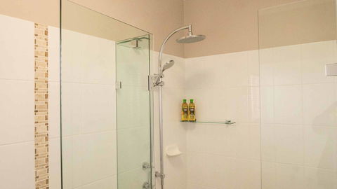 Rezare House Bed & Breakfast - Sydney 4u 24