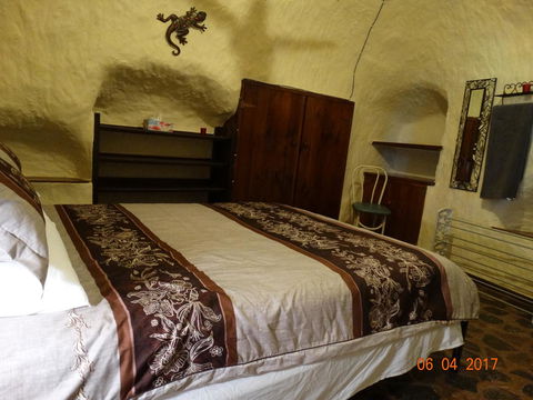 Di's Place - Sydney 4u 6