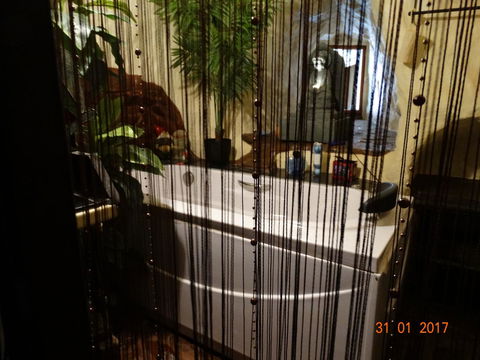 Di's Place - Sydney 4u 13