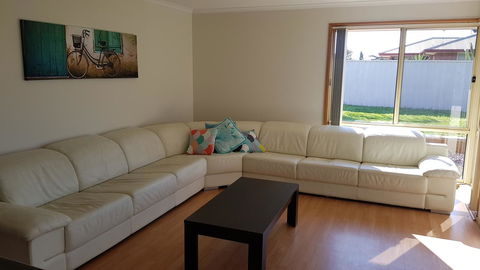 Aldinga Beach Overnighter Or Getaway Home - Sydney 4u 6