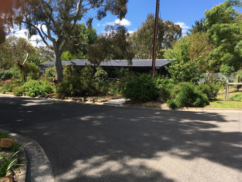 Hilltop Too - Sydney 4u 22