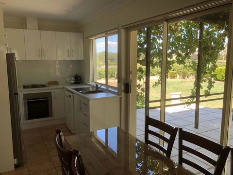 Barossa Shiraz Estate - Sydney 4u 34