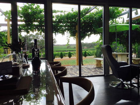 Barossa Shiraz Estate - Sydney 4u 37