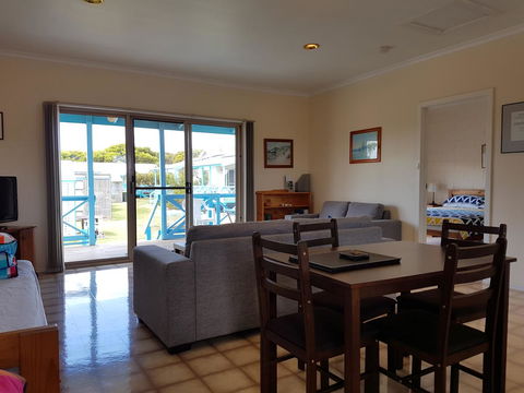 Marion Bay Holiday Villas - Sydney 4u 15