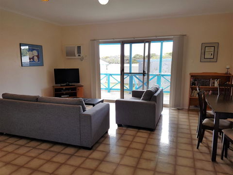Marion Bay Holiday Villas - Sydney 4u 1