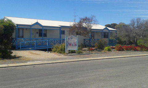 Marion Bay Holiday Villas - Sydney 4u 5