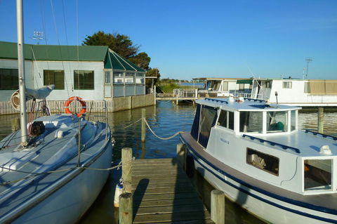 Boat Haven Studios - Sydney 4u 8