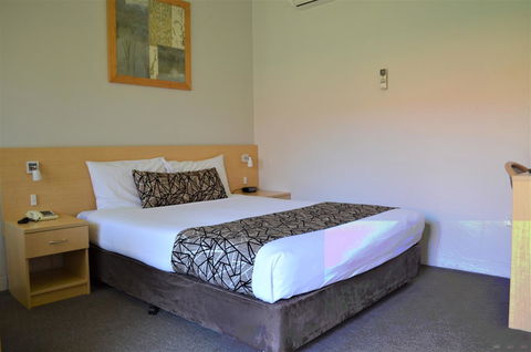 Bathurst Motor Inn - Sydney 4u 25