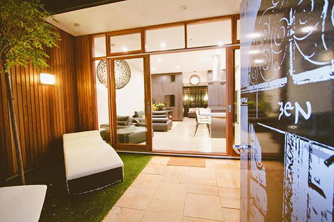 Sticky Rice Villas - Sydney 4u 19