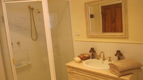 Gainsborough Cottage - Accommodation Sydney 8