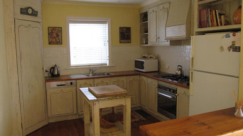 Gainsborough Cottage - Accommodation Sydney 10