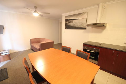 Port Vincent Motel & Apartments - Sydney 4u 2