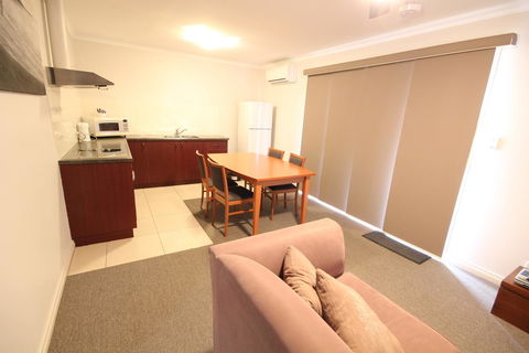 Port Vincent Motel & Apartments - Sydney 4u 4