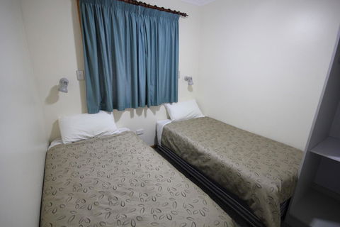 Port Vincent Motel & Apartments - Sydney 4u 19