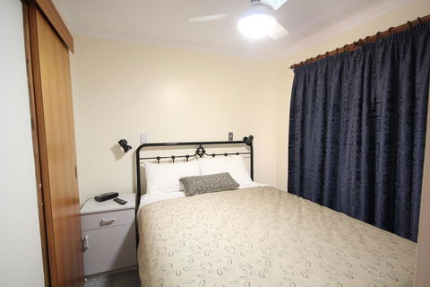 Port Vincent Motel & Apartments - Sydney 4u 18