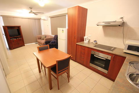 Port Vincent Motel & Apartments - Sydney 4u 7