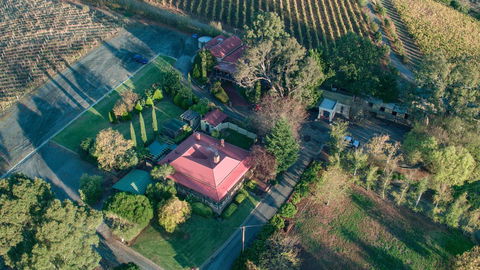 Vineyard Cottage BnB - Sydney 4u 1