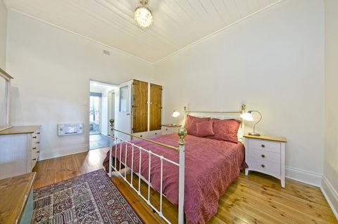 Vineyard Cottage BnB - Sydney 4u 2