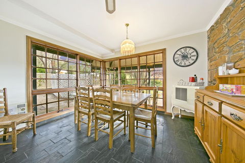 Vineyard Cottage BnB - Sydney 4u 4