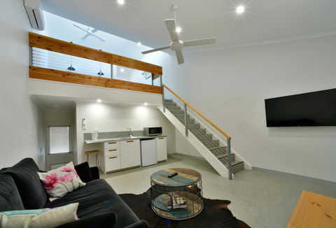 Great Northern Lodge - Sydney 4u 1