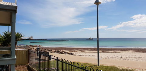 Wallaroo Beachfront Tourist Park - Sydney 4u 10