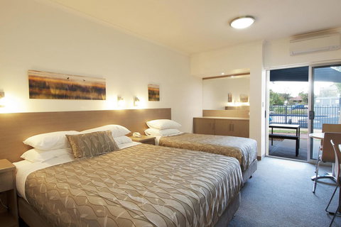 Loxton Community Hotel Motel - Accommodation Sydney 16