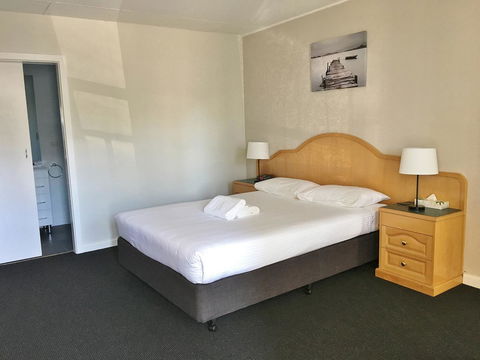 Hilton Beachfront Motel - Sydney 4u 31